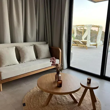 Theros Luxury Vilă *