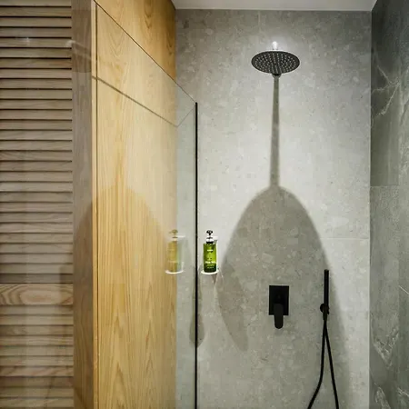 Theros Luxury Vilă