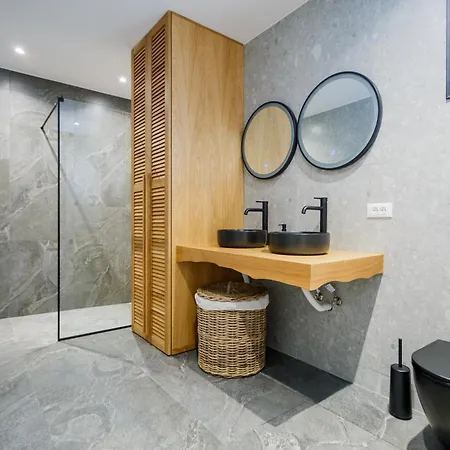 Theros Luxury * Ayos Nikolaos