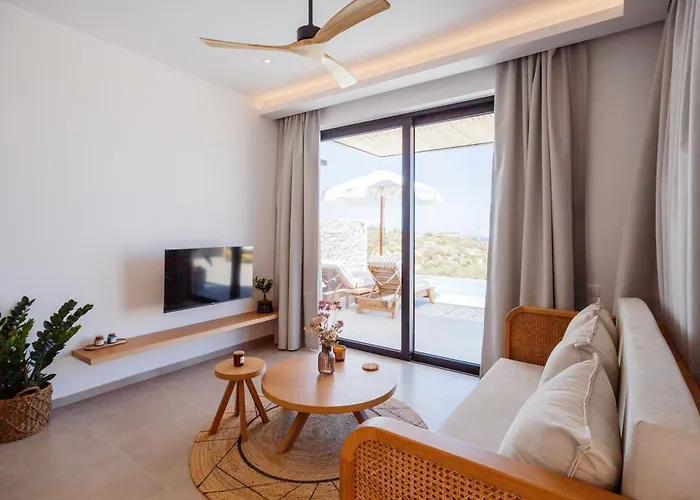 Theros Luxury Villa