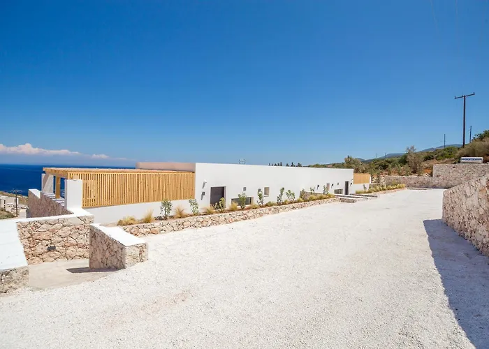 Villa Theros Luxury *