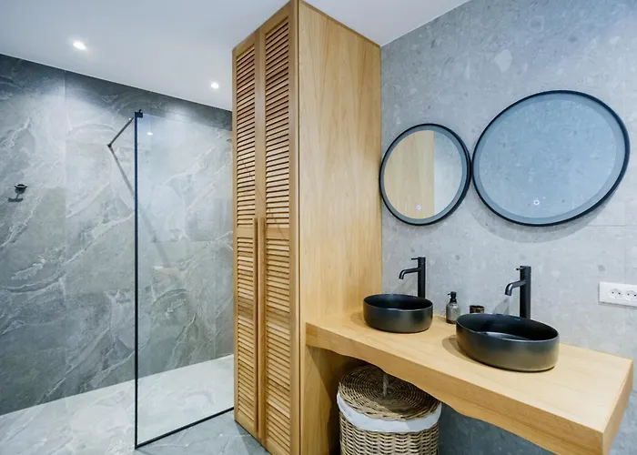 Villa Theros Luxury